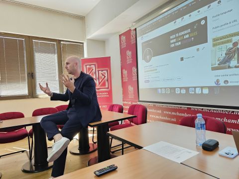 Patrick Collins delivering a LinkedIn sales workshop at the Macedonian Chamber of Commerce